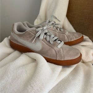 Nike Court Legacy trainers, Size US 7 #sneakers #lifestyle